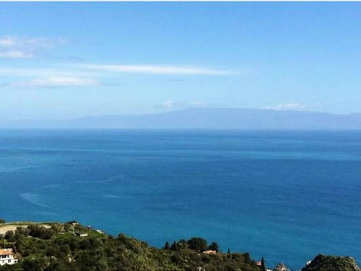 Ferienwohnung für 6 Personen, mit Balkon und Terrasse in Taormina - 2