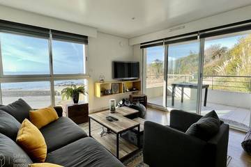 Gîte pour 5 personnes, avec balcon dans Office De Tourisme De Clohars Carnoet