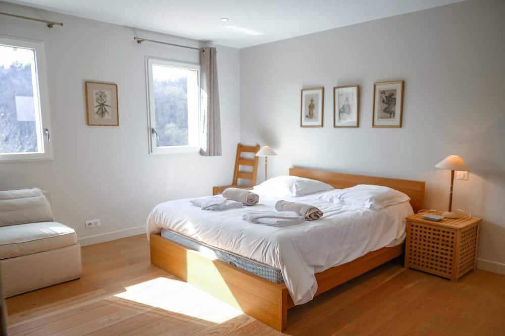 Villa Grésigne - climatisation & Spa de nage dans un Domaine avec vue sur la Forêt – Viii in Castelnau-de-Montmiral, Région d'Albi