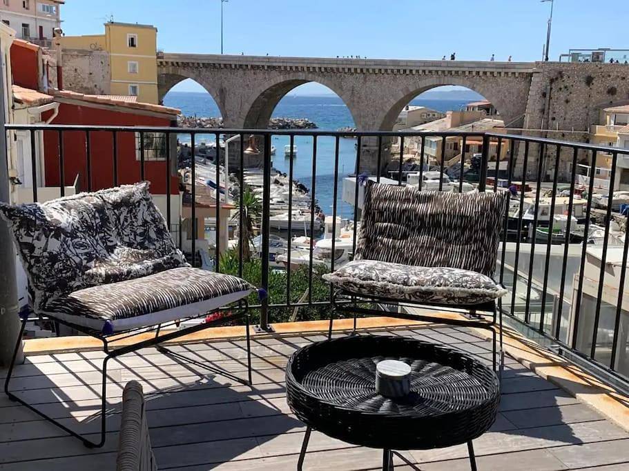 Appartement entier, Two-Bedroom Apartment in Marseille, Région de Marseille