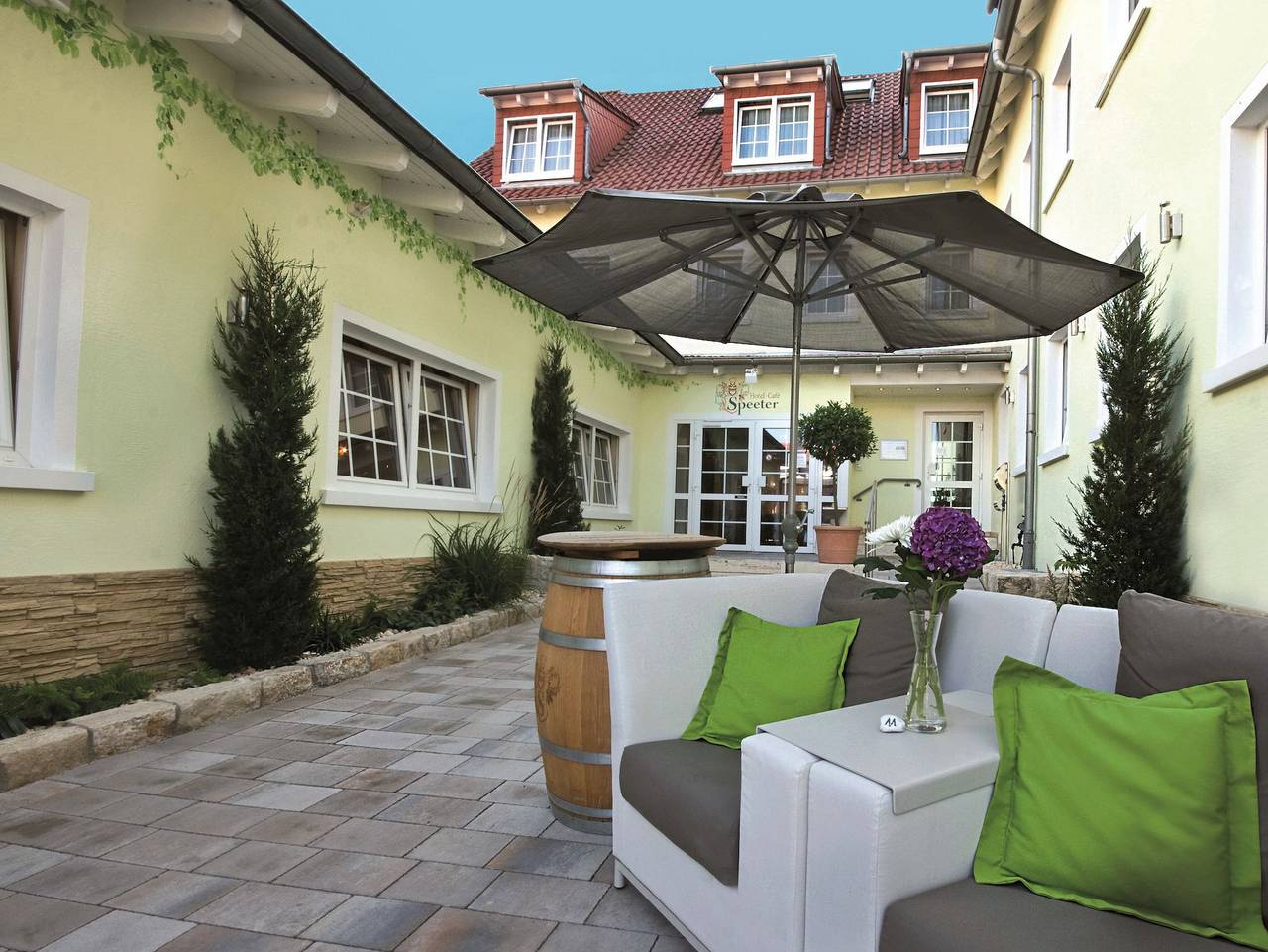 Speeter - Hotel/Restaurant - Einzelzimmer, Dusche oder Bad, Wc, Nichtraucher in Weisenheim am Berg, Saar-Nahe-Bergland