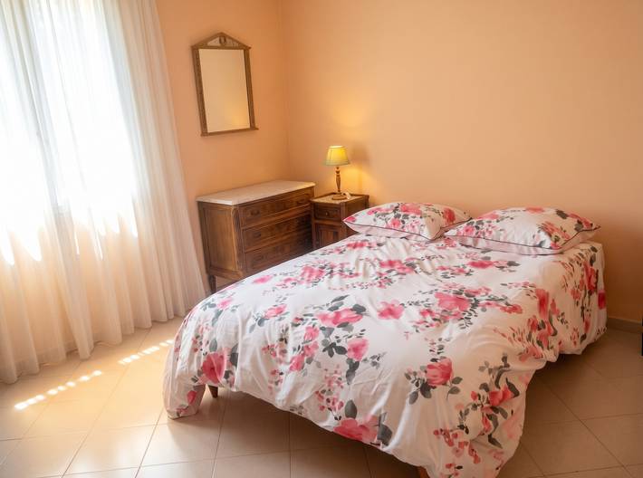 Appartement entier, Appartement Ghisonaccia 120 m² Vue Jardin in Ghisonaccia, Arrondissement de Corte