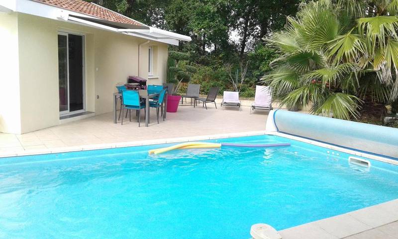 Gîte pour 2 personnes, avec piscine ainsi que jardin et vue à Tarnos - 3