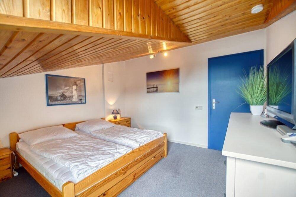 Vacation home for 4 guests with 70m² in Sütel (Neukirchen) (302793) in Sütel, Neukirchen