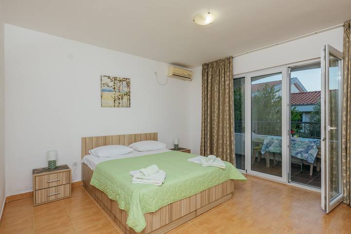 Lodge for 2 people, with Balcony/Terrace in Montenegro