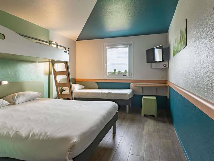 Hôtel pour 3 personnes, avec jardin à Pontault-Combault - 4