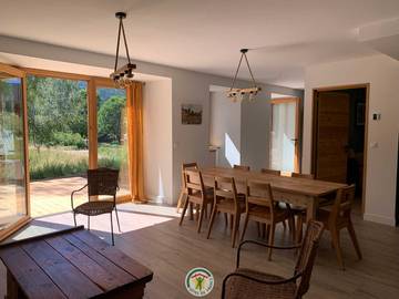 Gîte pour 8 personnes, avec jardin à Méaudre