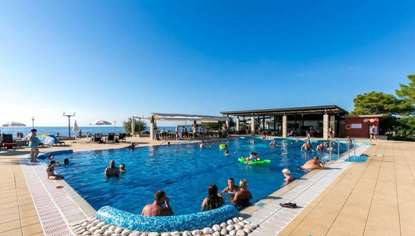 Ferienpark für 4 Personen, mit Whirlpool und Kinderpool sowie Pool in Istrien