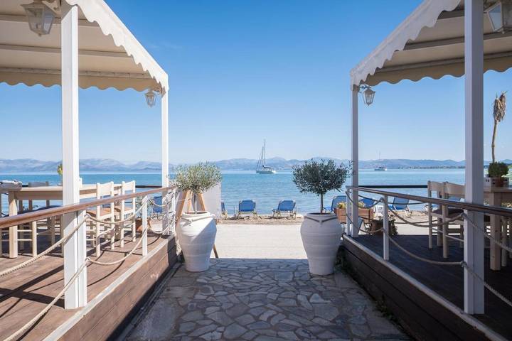 Chambre d’hôte pour 2 personnes, avec Balcon et Terrasse ainsi que Jardin et Vue à Corfou - 2