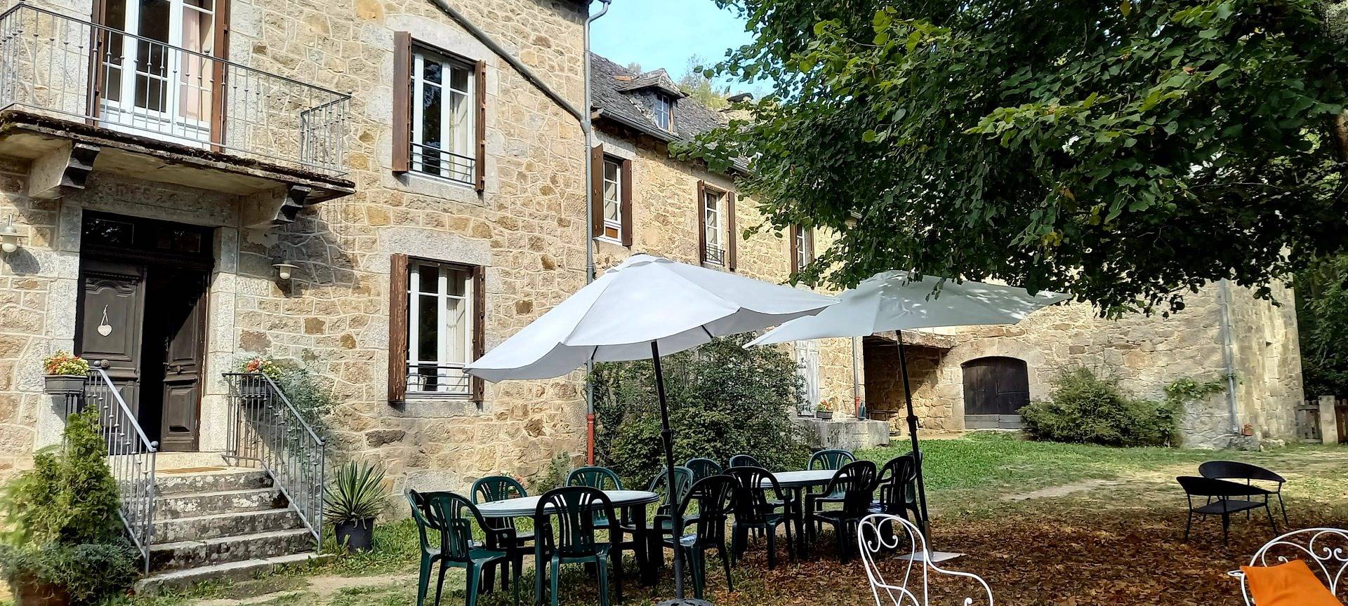 Gïte "La Caussonèze" au Pied de l'Aubrac -15pers - Piscine in Florentin-la-Capelle, Parc naturel régional de l'Aubrac