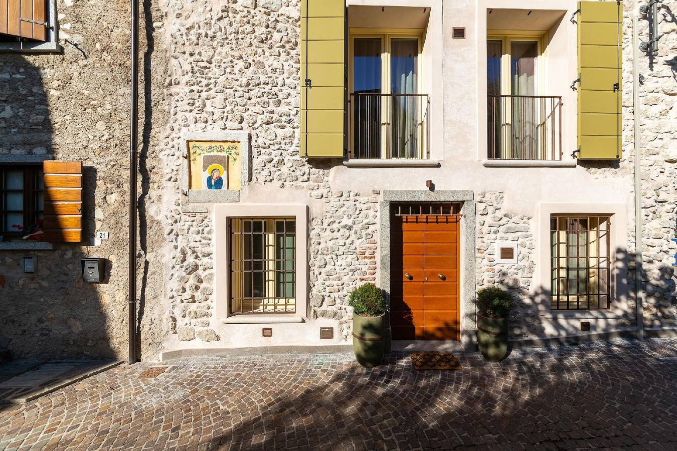 Ganze Ferienwohnung, Wohnung in Voltino mit Privatparkplatz in Voltino, Tremosine