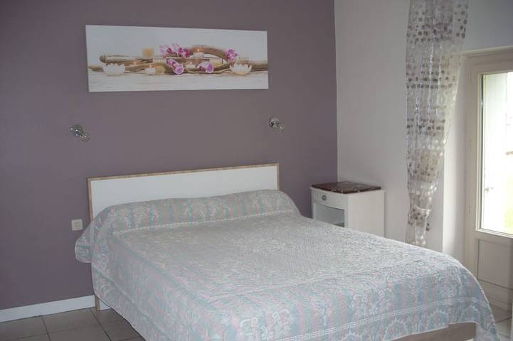 Location de vacances pour 5 personnes, avec jacuzzi ainsi que jardin et terrasse à Poullan-sur-Mer - 2