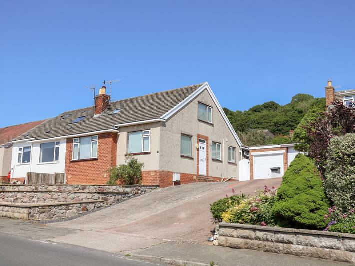 Cottage for 8 people, with garden in Rhos on Sea