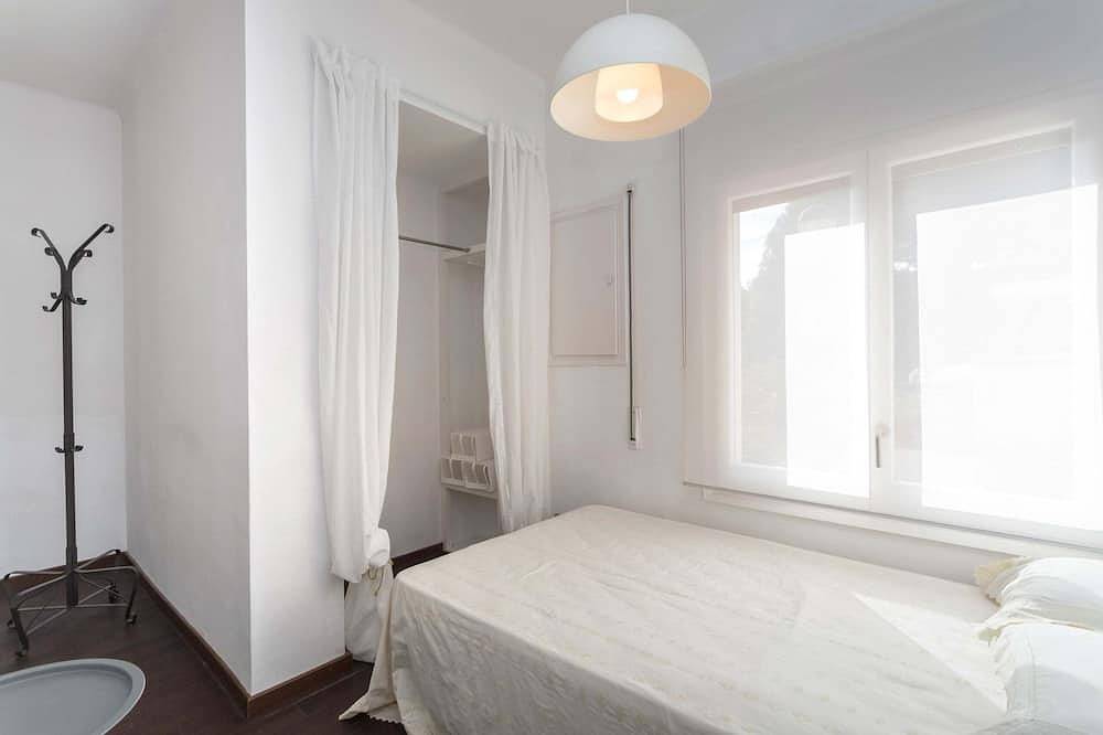 Costa Maresme, Barcelona ★Casa  Burriac, Sunny, Spacious with private & Pool in Cabrils, Costa del Maresme