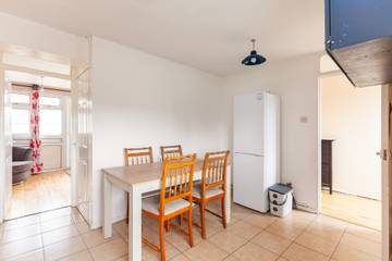 Holiday Apartment for 4 People in Broxbourne, Hertfordshire, Photo 3