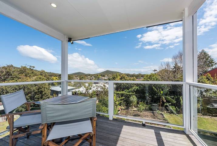 Holiday home for 8 people, with garden in Port Stephens Council