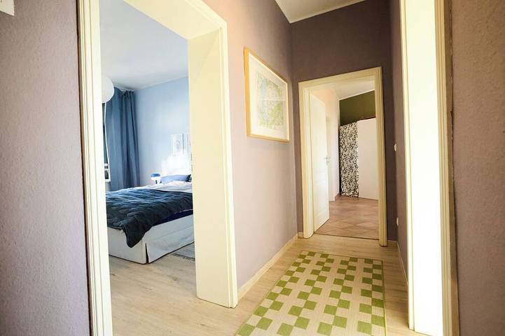 Ganze Wohnung, Ruhiges zentrales 2-Zimmer Apartment \"Borny\" in Schwerin in Schwerin, Schweriner See