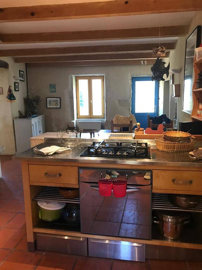 Gîte pour 12 personnes, avec piscine ainsi que vue et terrasse, animaux acceptés à Chantemerle-lès-Grignan - 3