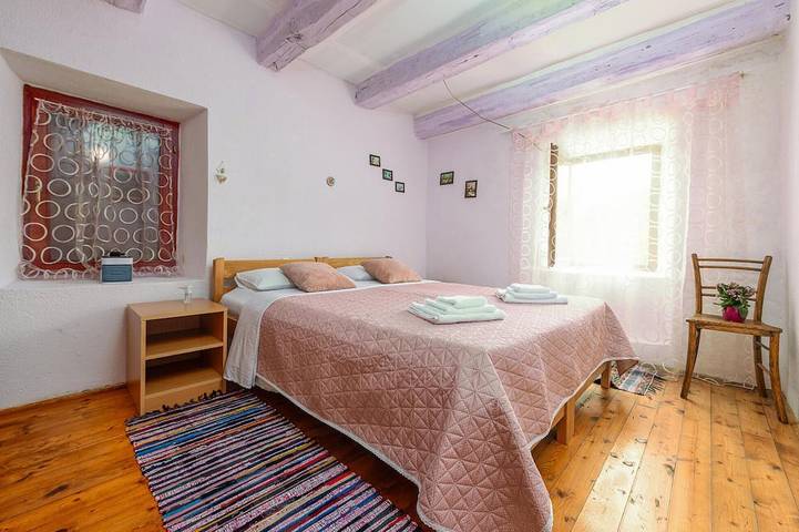 Pine Hill Holiday House in Gračac, Zadar