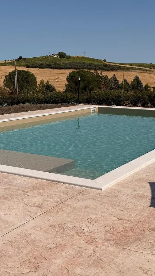 Appartamento vacanze per 2 persone, con piscina e giardino - 1