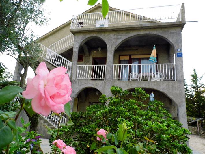 Ferienwohnung für 3 Personen, mit Garten in Malinska