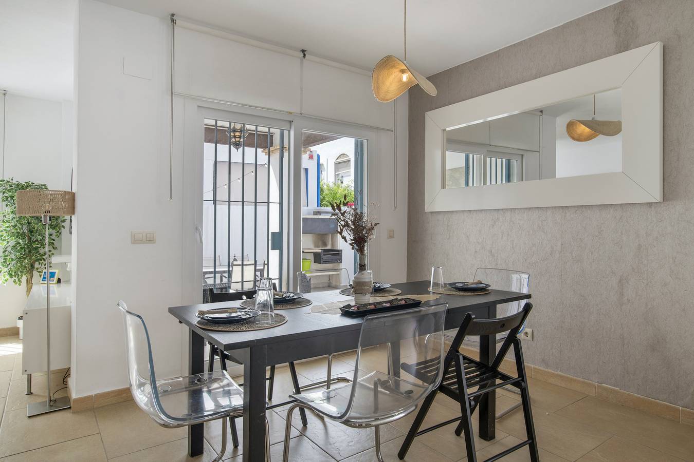Ganze Wohnung, Apartment 'El Refugio Del Mar' mit Balkon, Wlan und Klimaanlage in Playa Zahara de los Atunes, Barbate