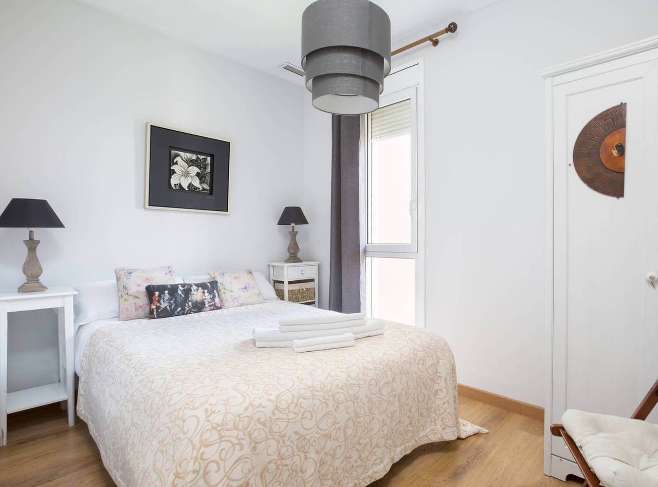 Entire apartment, Luxury Apartment by Bcn Rambla Catalunya Apartment in Barcelona Centre, Barcelona