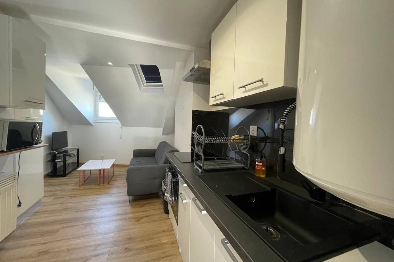 Estudio entero, Littoral Studio in Saint-Martin-du-Littoral, Región de Le Havre