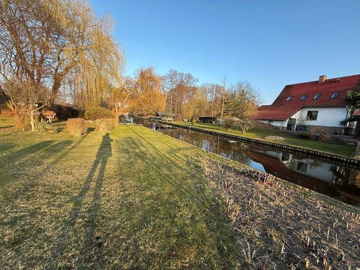 Ferienwohnung für 9 Personen, mit Terrasse und Garten sowie Ausblick