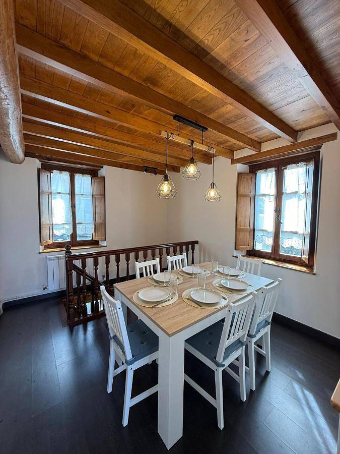 Location de vacances pour 6 personnes, avec Terrasse ainsi que Jardin et Vue à Tapia de Casariego - 2