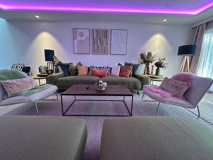 Villa für 7 Personen, mit Balkon und Terrasse sowie Garten und Ausblick