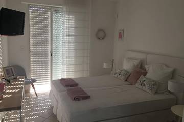 Villa pour 12 Personnes dans Cala Rossa, Lecci, Photo 1