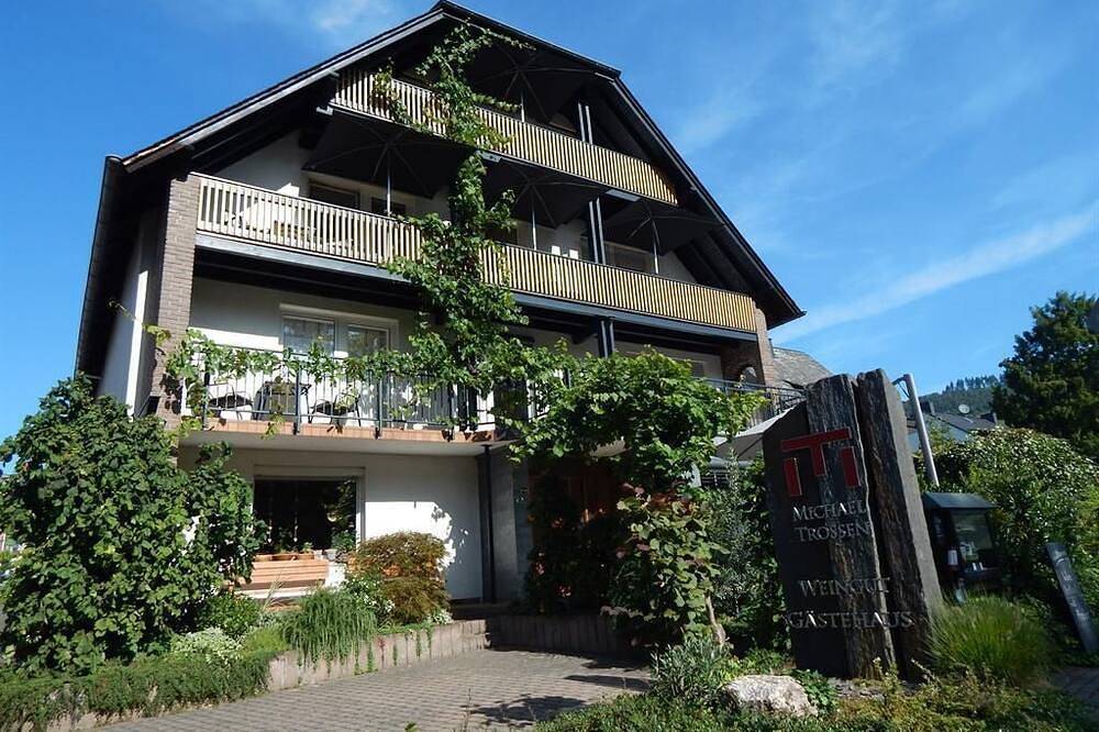 Entire apartment, Double room shower/toilet - Trossen, Rosel in Kröv, Bernkastel-Kues region