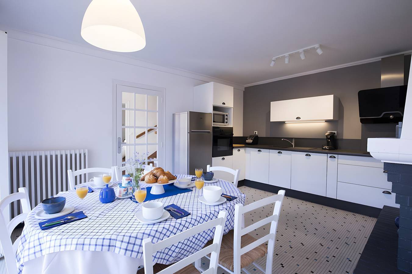 Gîte Les Alleux cerca de Saint-Malo con terraza privada y Wi-Fi in Saint-Père, Región de Saint-Malo