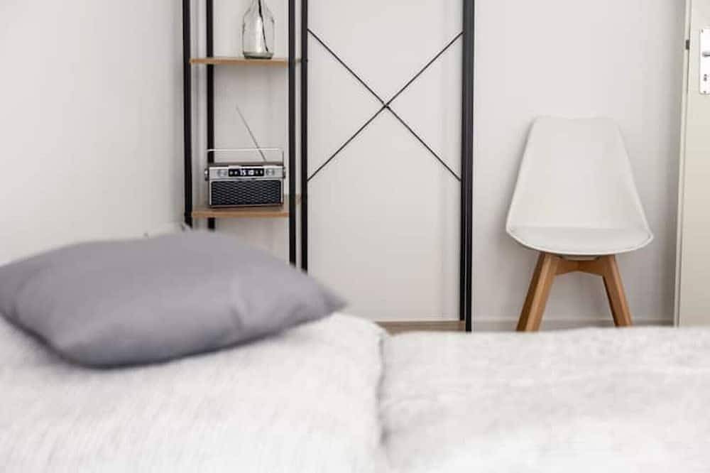 Entire apartment, ★Ko-Living I at the new theater | middle of the old town | Wifi | Up to 4 ★ in Halle (Saale), Saale-Unstrut