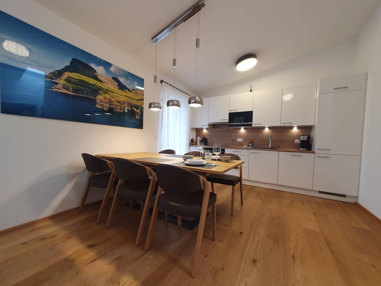 Ganze Wohnung, Ferienwohnung zwischen Skigebieten mit Carport in Dachsteingebirge, Gröbming