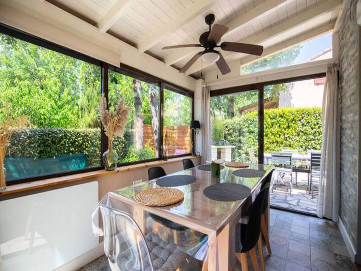 Apartamento de vacaciones para 7 personas, con terraza además de jardín y piscina, Familias con niños - 1