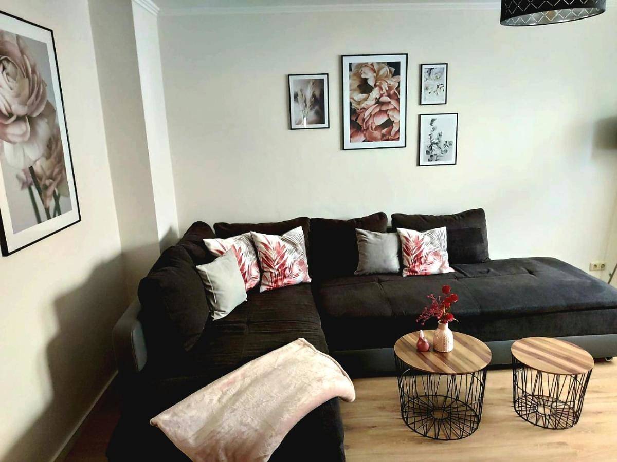 Ganze Wohnung, Apartment Schweich-Issel Familie Lentes Neu Renoviert in Schweich, Moseleifel