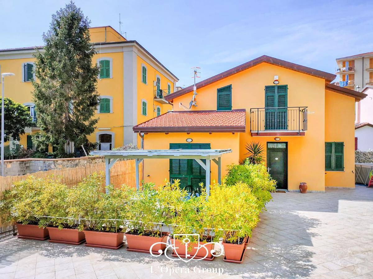 Villa Livia - L'Opera Group in La Spezia (Ville), La Spezia