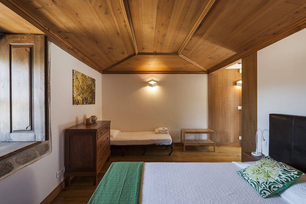 Marvelous 8 bedroom manor house with private pool (up to 12 rooms) in Cabeceiras de Basto (Cidade), Distrito de Braga