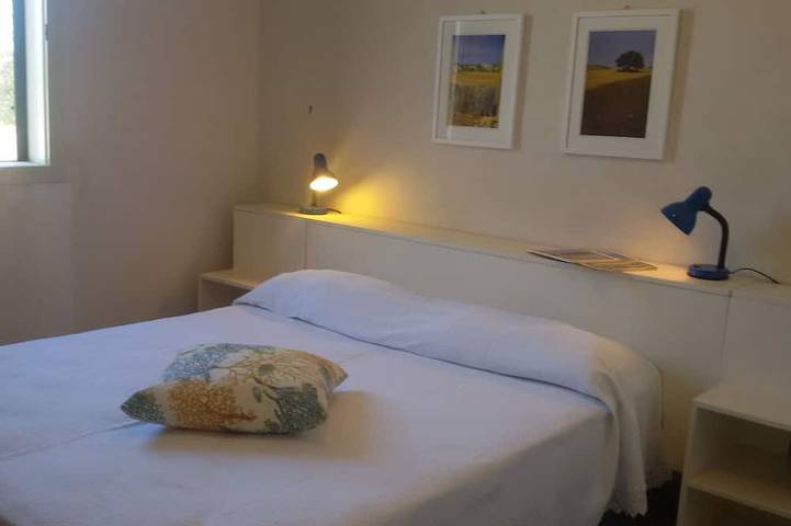 Location de vacances pour 6 personnes, avec terrasse et jardin à Sampieri - 2