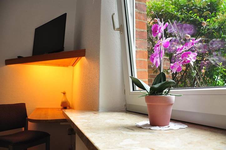 Ferienwohnung für 2 Personen, mit Garten in Lübeck