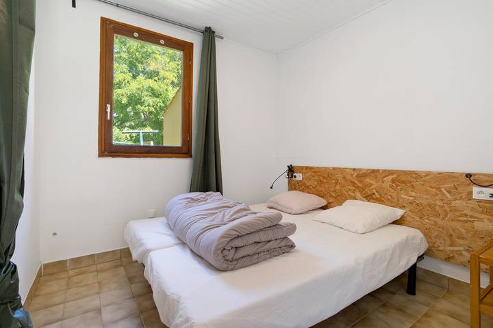 Ferienhaus „7 Personen“ mit Klimaanlage (gegen Aufpreis) & Gemeinschaftspool in Calviac-en-Périgord, Périgord Noir