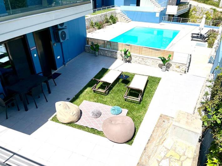 Ferienwohnung für 4 Personen, mit Ausblick und Pool sowie Garten