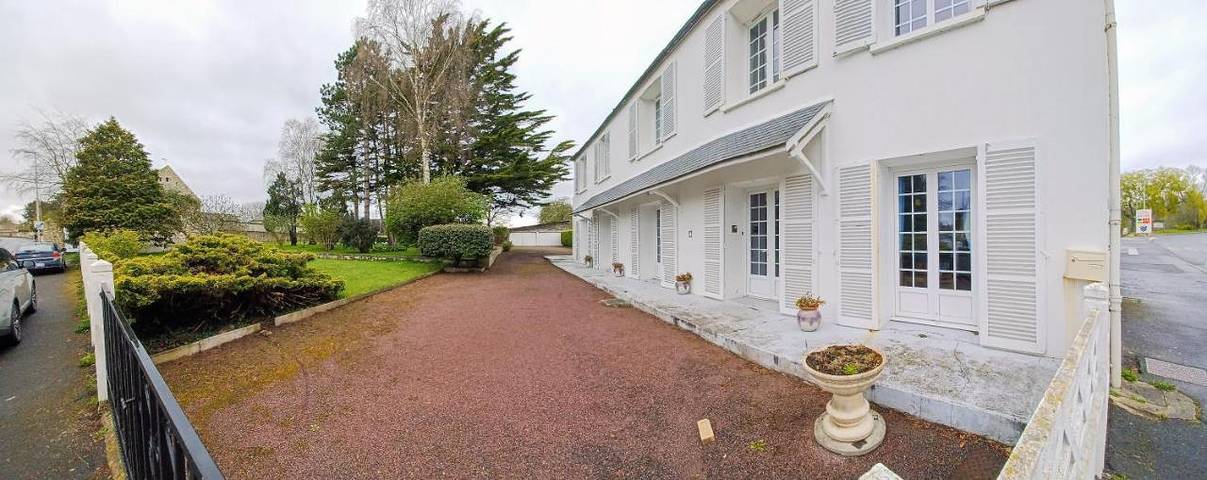 Location de vacances pour 12 personnes, avec vue et jardin, animaux acceptés à Trévières - 3