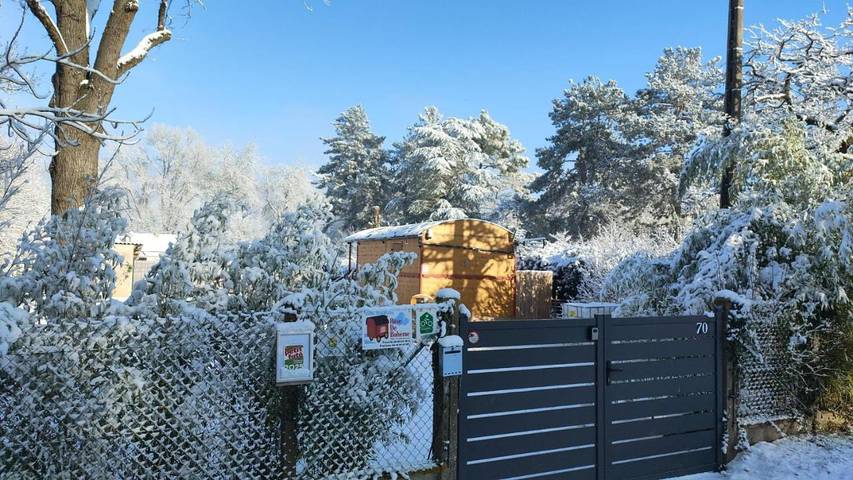 Tente pour 3 personnes, avec vue ainsi que vue sur le lac et jardin dans Île de France - 4