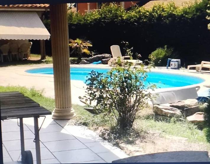 Location de vacances pour 9 personnes, avec Terrasse ainsi que Jardin et Piscine à Saint-Maurice-l'Exil - 4