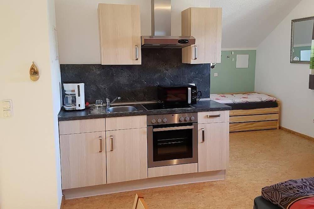 Ganze Wohnung, Ferienwohnung mit Balkon zur Südseite in Rötz, Ostbayern