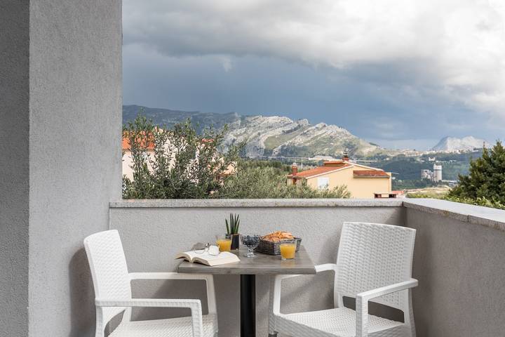 Ganze Wohnung, Ferienwohnung für 3 Personen mit Meerblick in Solin, Split-Dalmatien