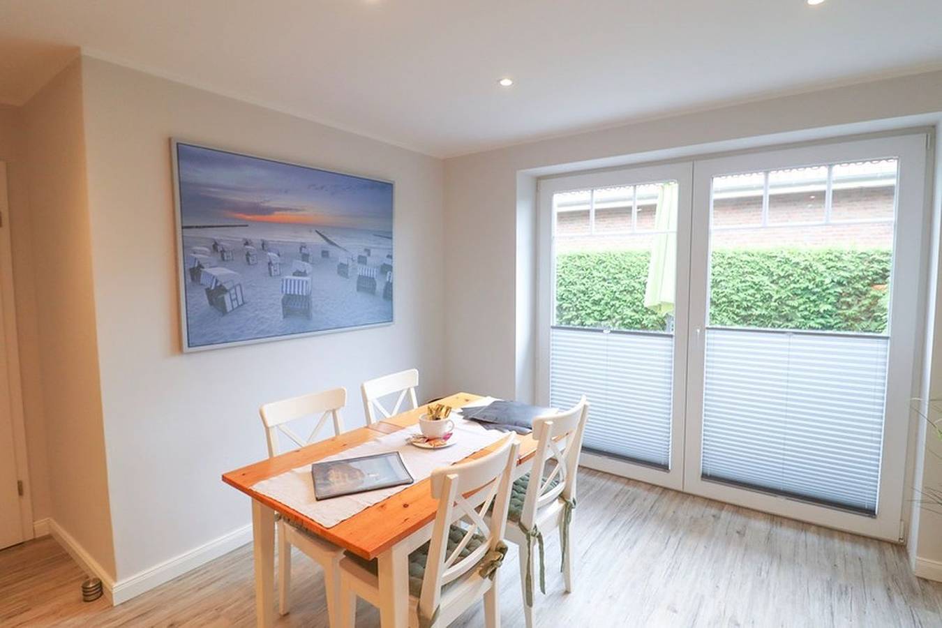 Ganze Wohnung, 4-Sterne Ferienwohnung Ringelblume mit Terrasse & Garten in Kabelhorst, Ostholstein